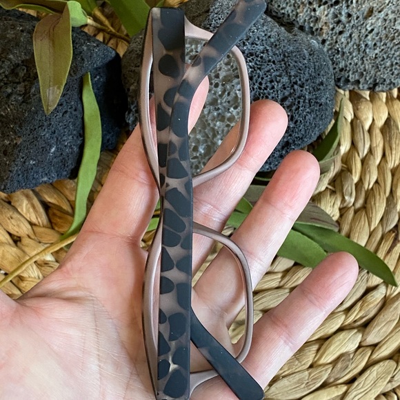 Franco Sarto stylish new reading glasses - Picture 3 of 10